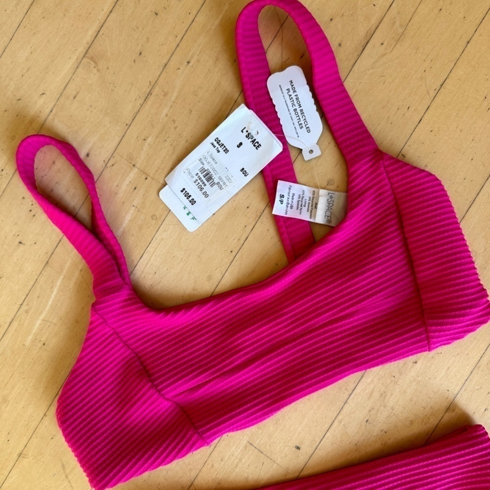 NWT L*Space Bougainvillea Pink  Bikini top /S. G965 - Picture 3 of 4
